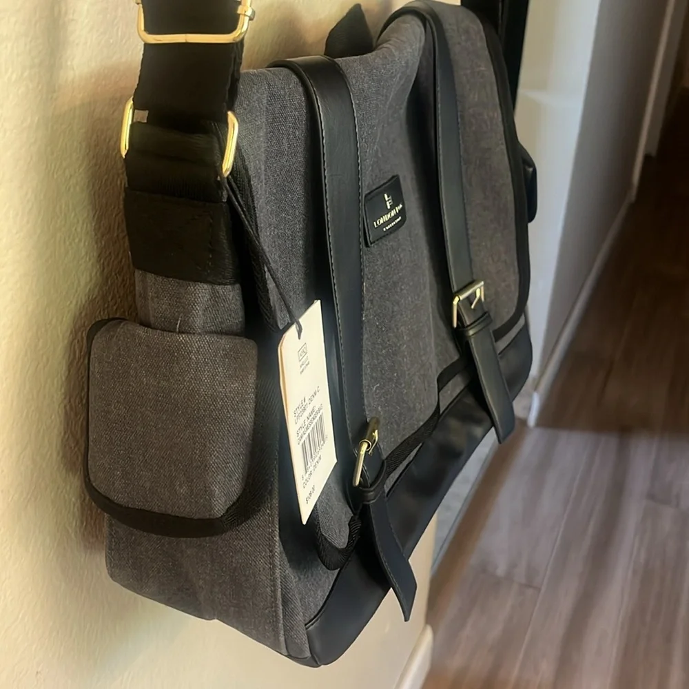 NWT London Fog Charcoal and Black Messenger Bag - Picture 5 of 9